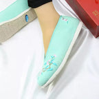 Neilan Sheng Round Toe Embroidered Qianyuan Ruyi Zhuan Wei Yanwan Women's Shoes