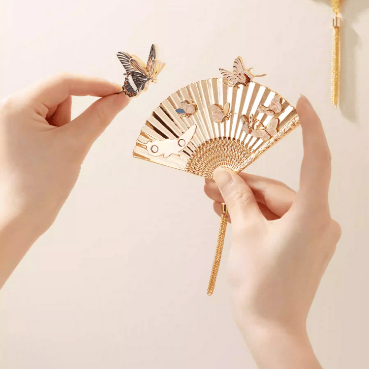 The Palace Museum Feather Fan Fridge Magnet