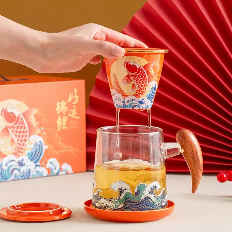 Shangxinle Forbidden City Lucky Koi Office Tea Infuser Cup