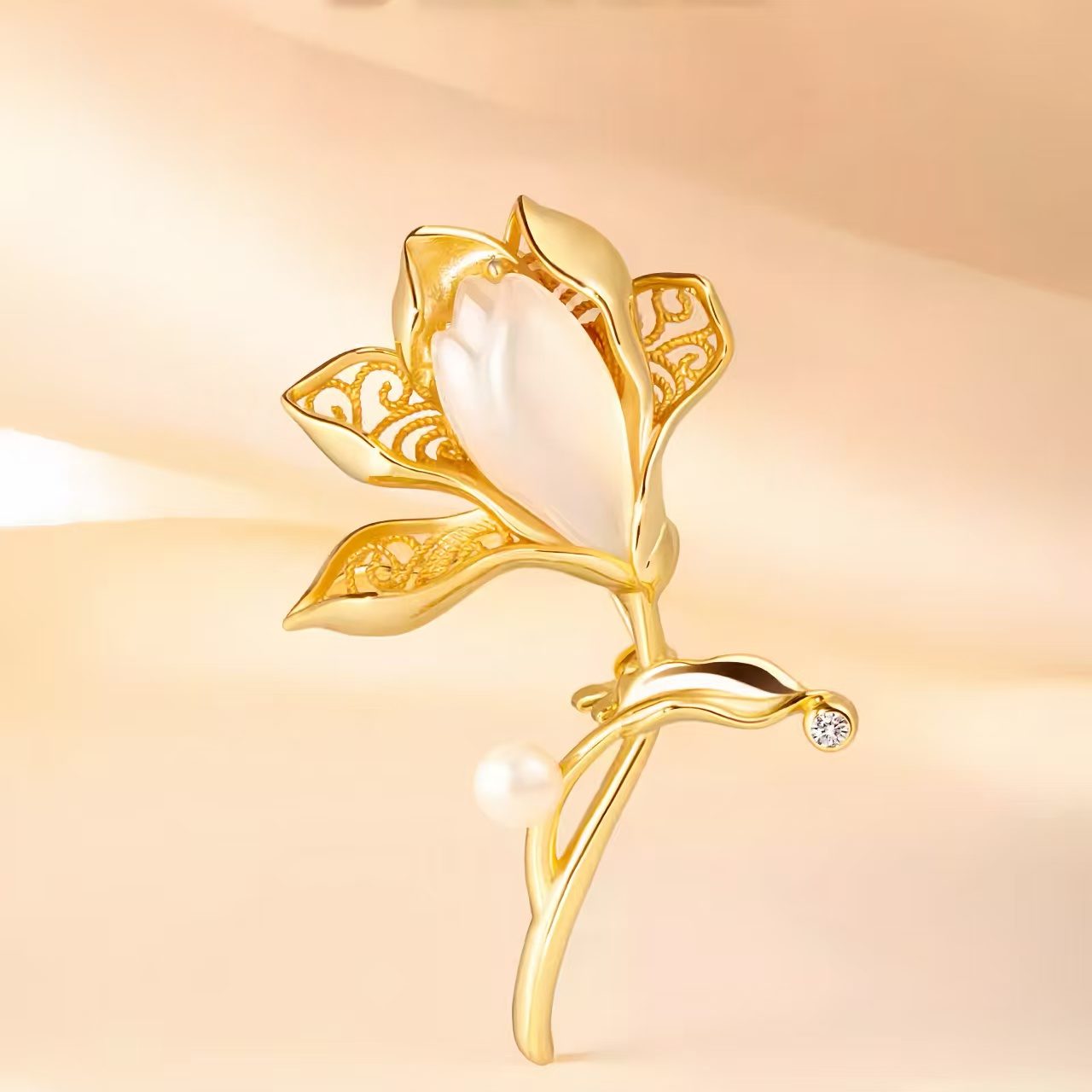 The Palace Museum High-end refined style Magnolia Brooch