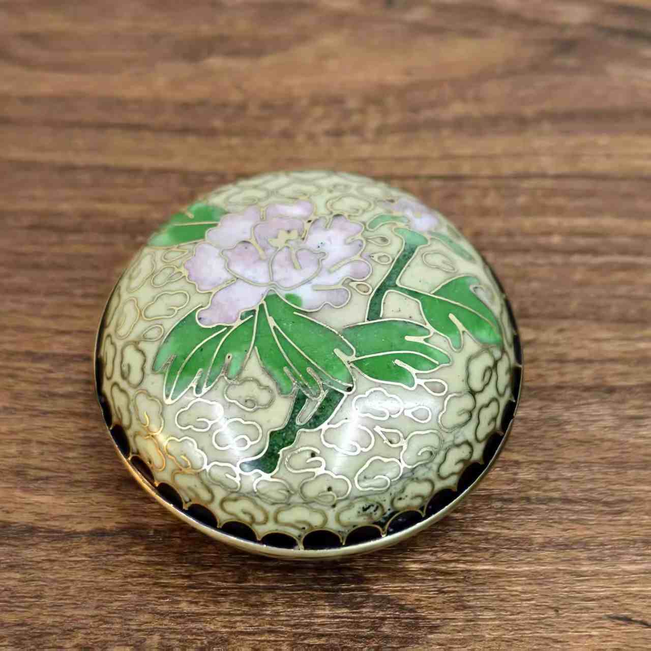 The Cloisonne Enamel Copper-Base Powder and Peony-Patterned Jewelry Box