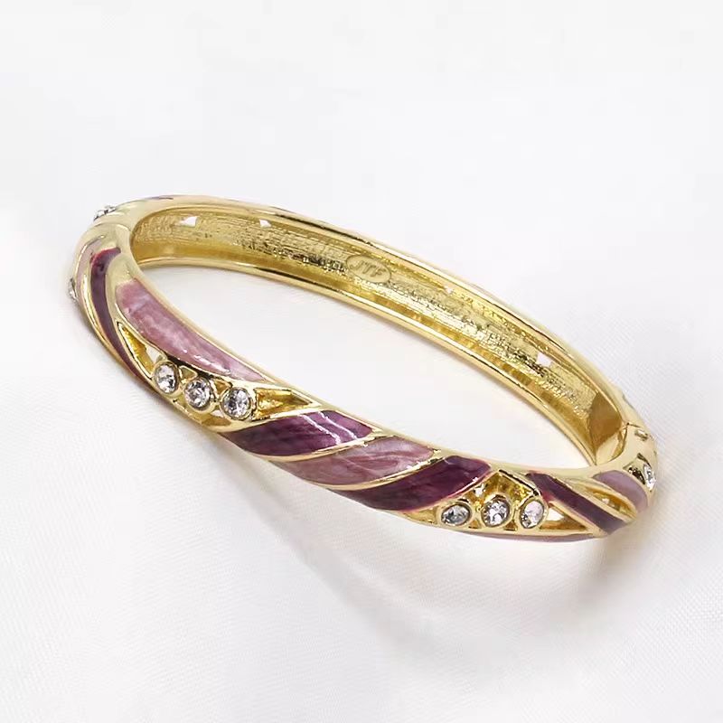 The Cloisonne Enamel Gold-Plated Minimalist Vintage Open Bangle