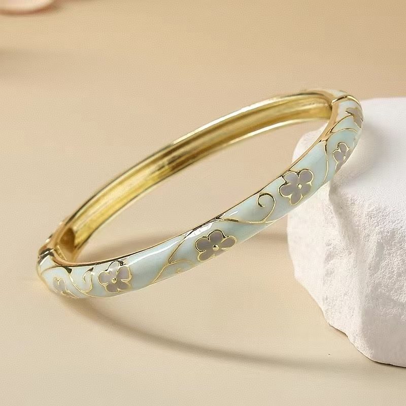The Cloisonne Enamel Bangle with Delicate Band & Floral Pattern Women's