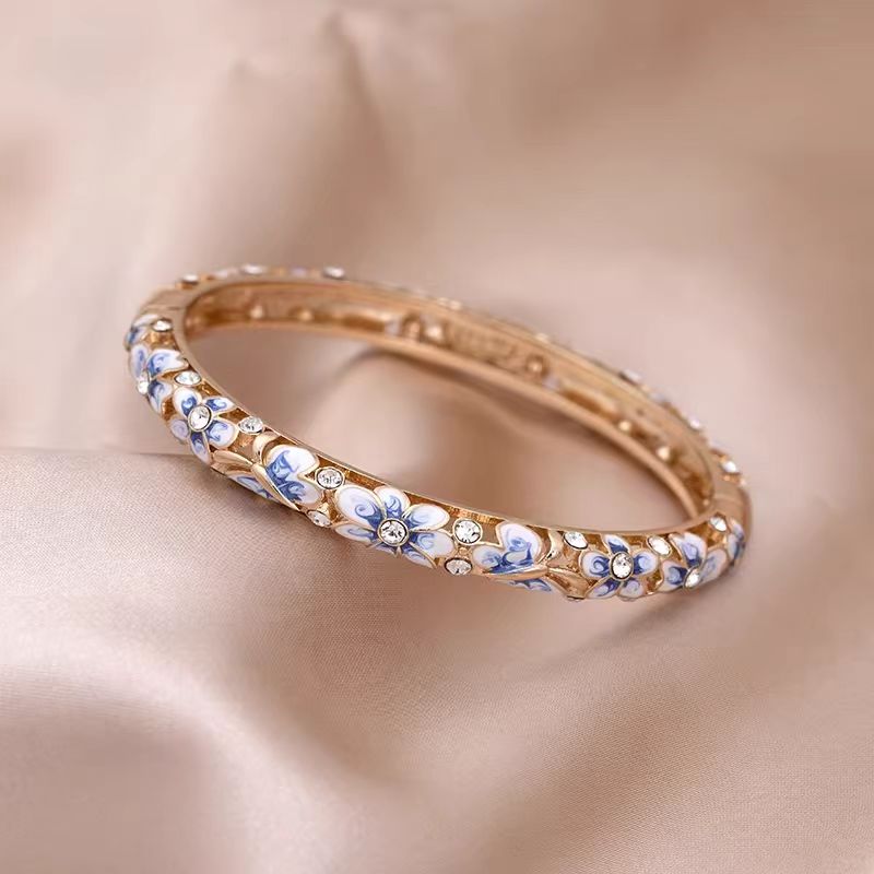 The Cloisonne Bangle Enamel Colorfast Blue-and-White Porcelain Women's