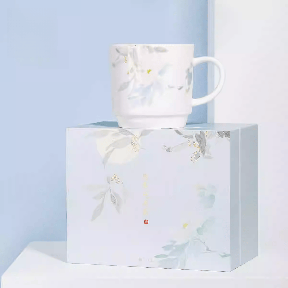 The Palace Museum Moonrise & Flower Shadows Ceramic Mug