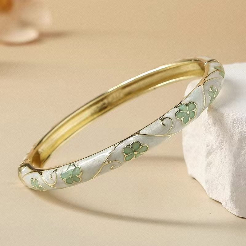 The Cloisonne Enamel Bangle with Delicate Band & Floral Pattern Women's