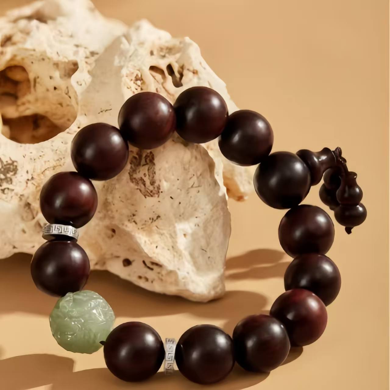 The Palace Museum Dragon-Patterned Rosewood Wooden Bracelet Gift