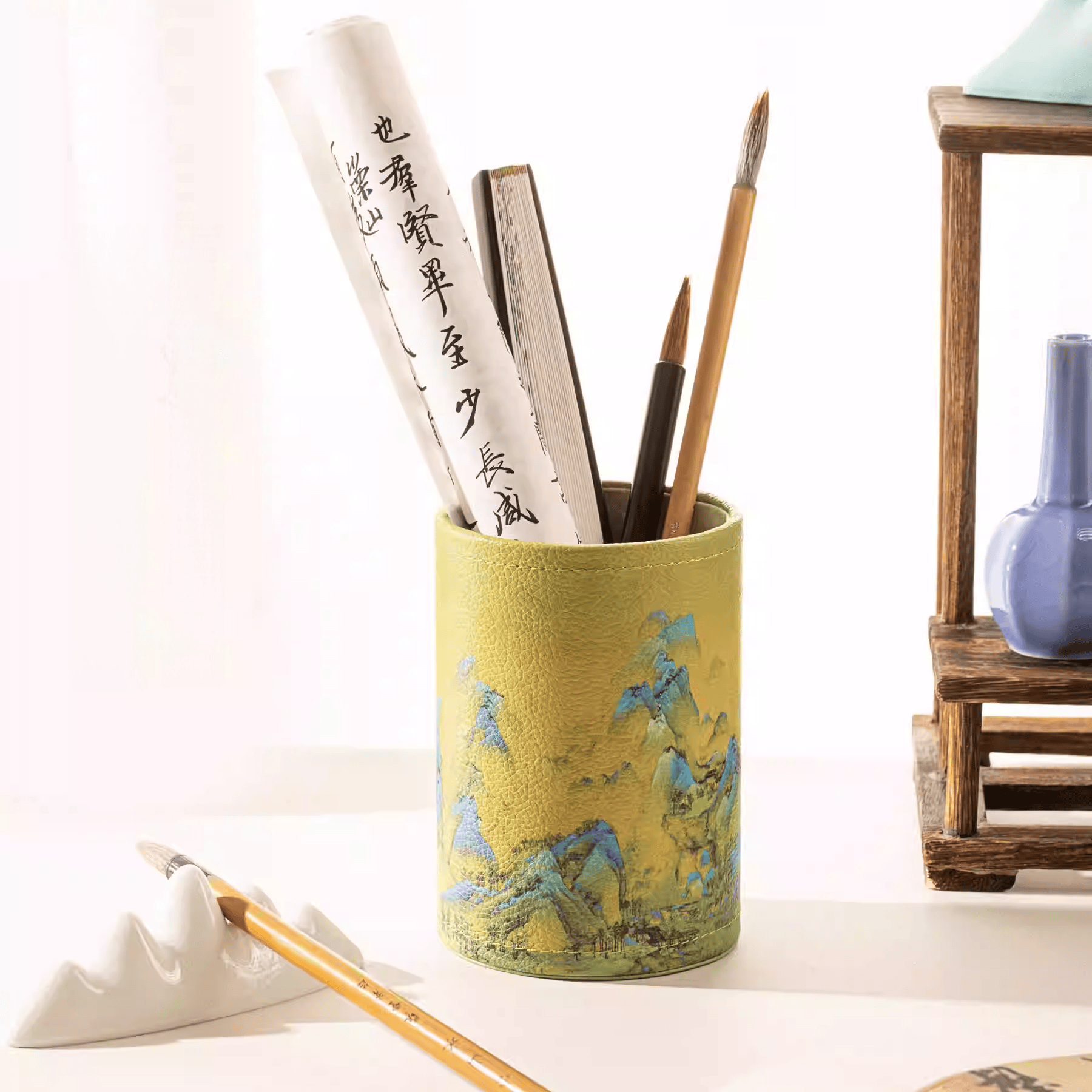 The Palace Museum A Thousand Li of Rivers and Mountains Brush Pot