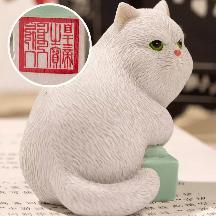 The Palace Museum Cute White Guardian Cat Creative Ornament for Car & Desktop