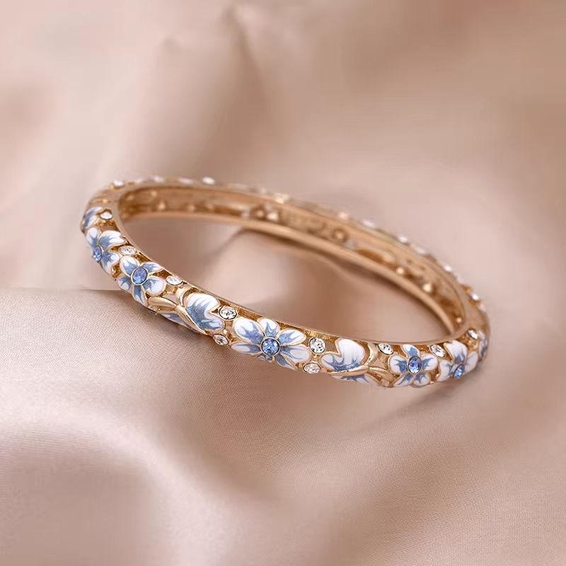 The Cloisonne Bangle Enamel Colorfast Blue-and-White Porcelain Women's