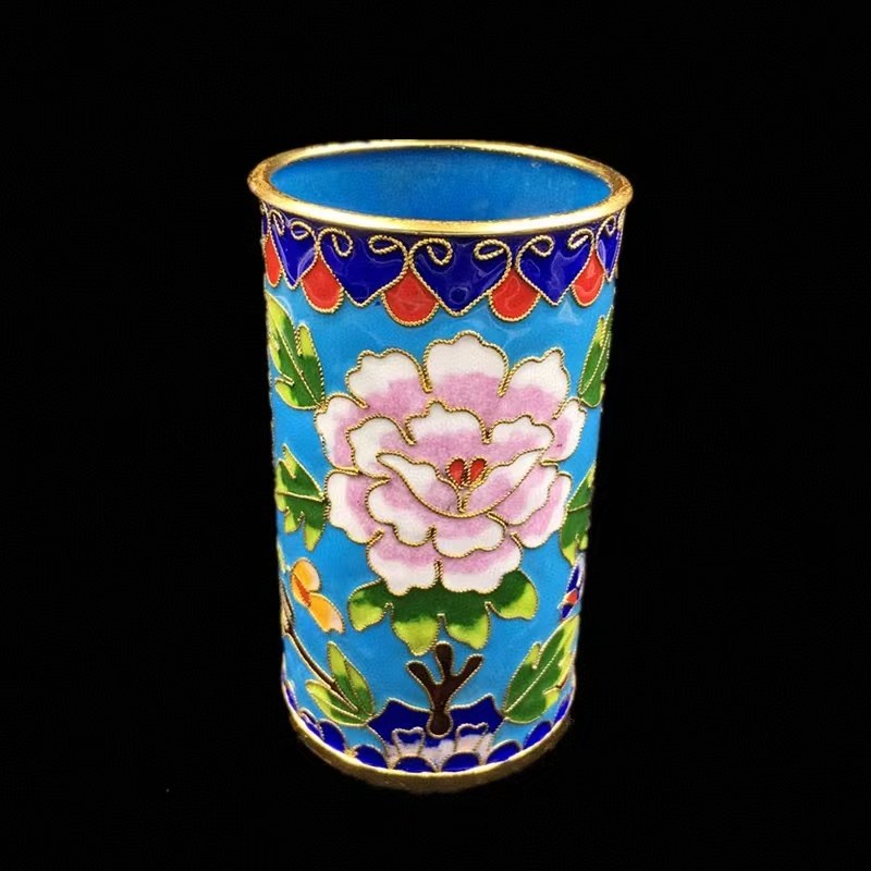 The Cloisonne Ornament 4-Inch Filigree Pen Holder