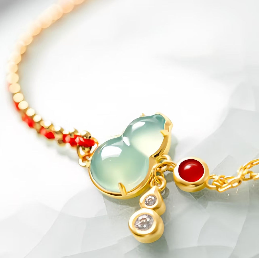 The Palace Museum Jade Gourd Pendant Bracelet Necklace Gift Set