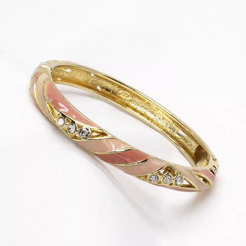 The Cloisonne Enamel Gold-Plated Minimalist Vintage Open Bangle