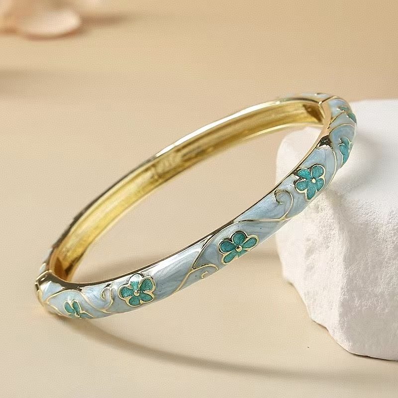 The Cloisonne Enamel Bangle with Delicate Band & Floral Pattern Women's