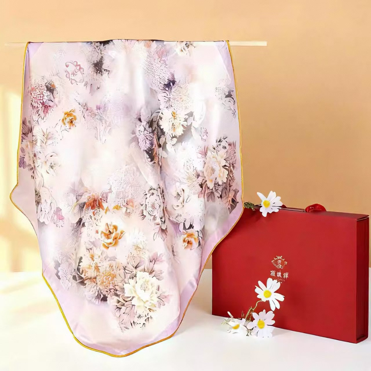 Ruifuxiang Original Mulberry Silk Women's Scarfs 1