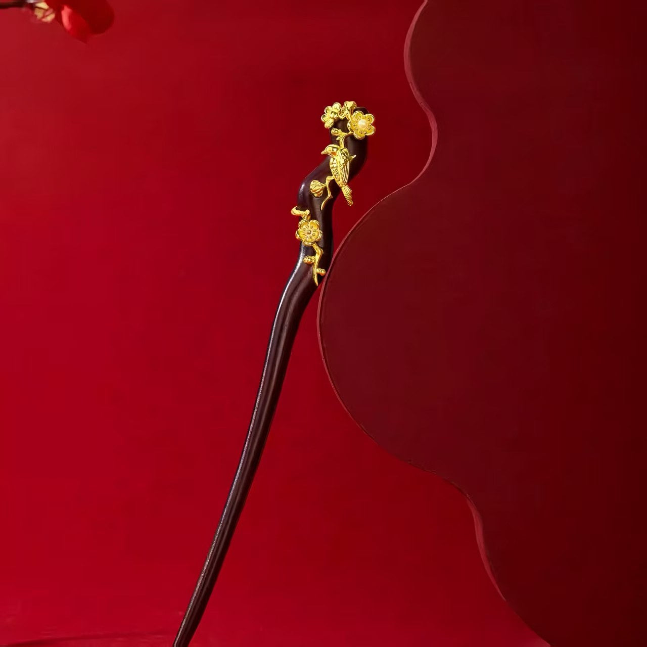 The Palace Museum Magpie Perched on Plum Blossom Hairpin