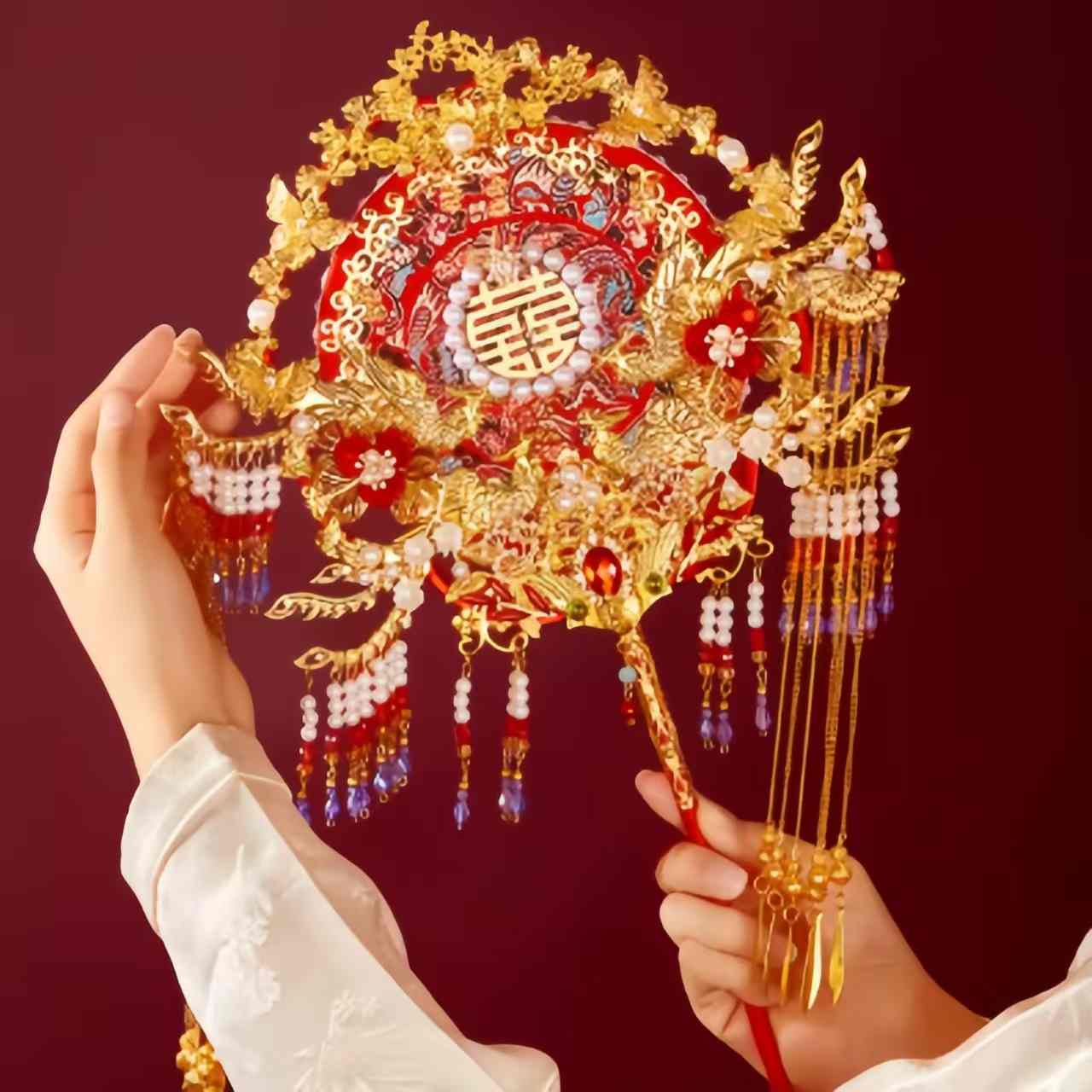 The Palace Museum Phoenix Crown and Brocade Robe with Round Fan Gift