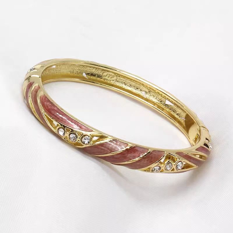 The Cloisonne Enamel Gold-Plated Minimalist Vintage Open Bangle