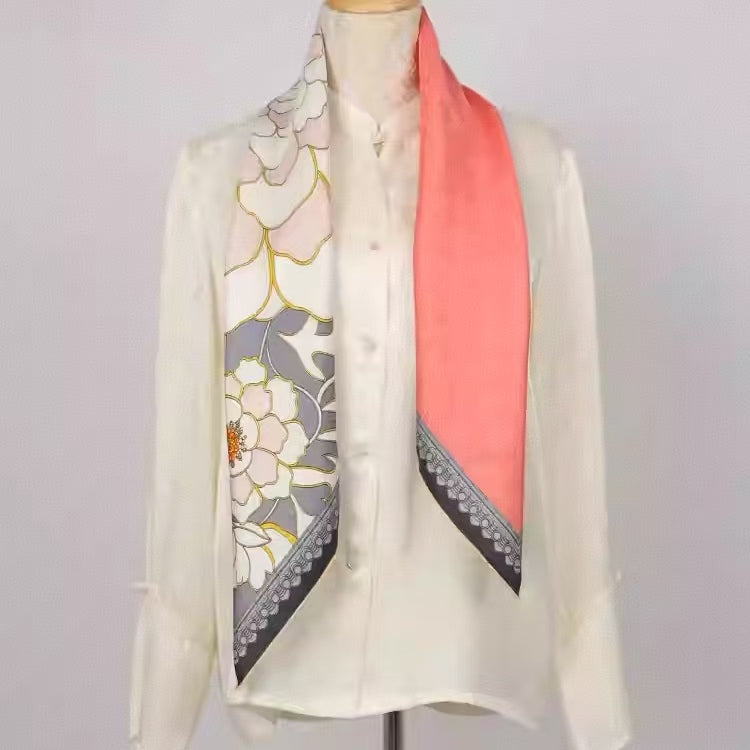 Rui Fu Xiang Mulberry Silk Square Women's Scarfs 1