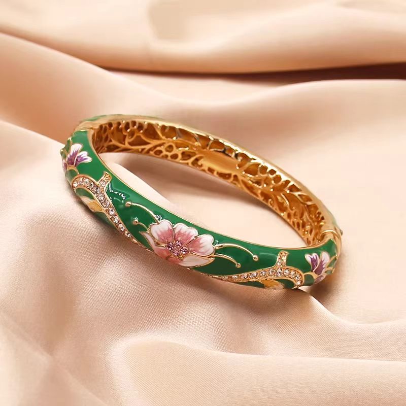 The Cloisonne Enameled Bangle with Double-Layer Push-Button Clasp Women's